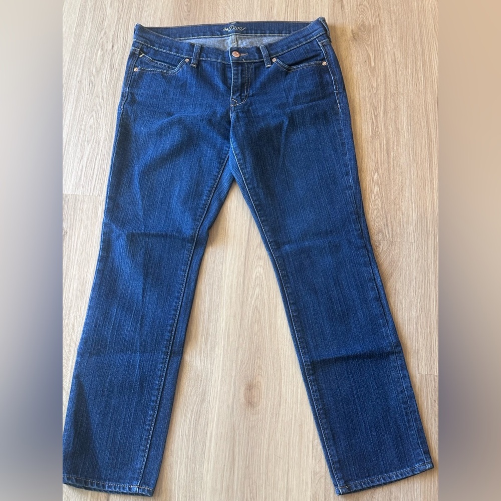 Old Navy Diva Dark Wash Size 8